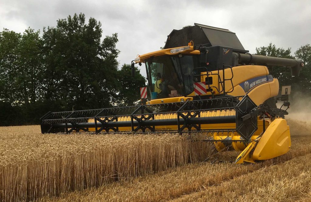 desnoue-moissonneuse-newholland-cx